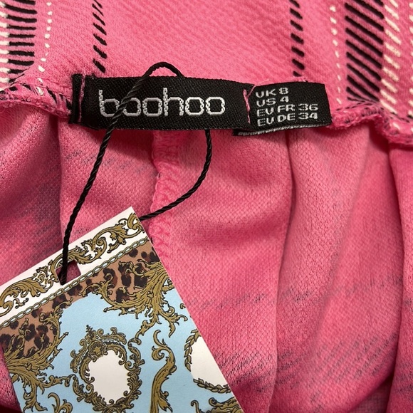 Boohoo NWT Pink Check Box Plaid Pleat Skater Mini Skirt Size 4 - Picture 3 of 6